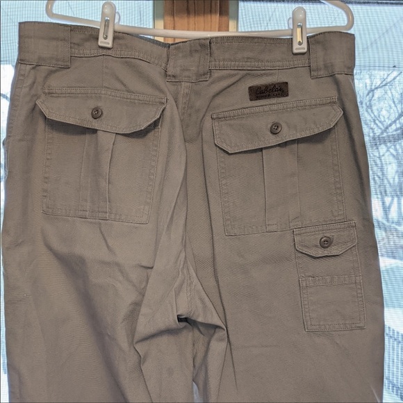 Donated cabela’s Khaki 7 pocket hiker pants 36R - Picture 4 of 5